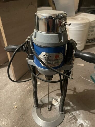 шуруповерт деко: Электрическая дрель-миксер на стойке CZ1-2D - Модель: CZ1-2D