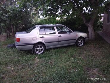 Volkswagen: Volkswagen Vento: 1993 г., 1.8 л, Автомат, Бензин, Седан
