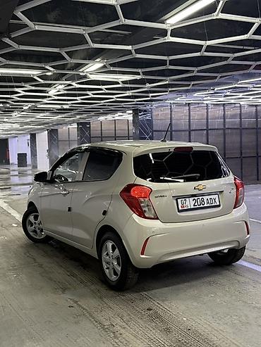 Chevrolet: Chevrolet Spark: 2017 г., 1 л, Автомат, Бензин, Хэтчбэк — 5