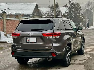 Toyota: Toyota Highlander: 2019 г., Кроссовер — 14