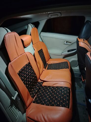 Toyota: Toyota Prius: 1.8 l | 2011 il Hetçbek — 13