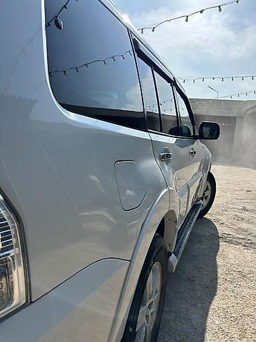 fire fire ucun adlar: Mitsubishi Pajero: 3 l | 2008 il 187 km Ofrouder/SUV — 6