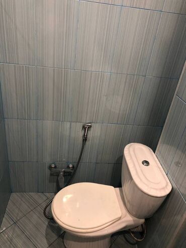 Uzunmüddətli kirayə mənzillər: Gənclik,Ayna Sultanova,heykəlin yaxınlığında,5 mərtəbəli tikilinin — 7