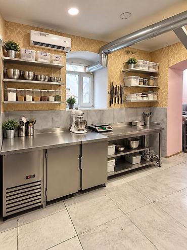 cox tecili satilir: 🏪 HAZIR İŞLƏK BİZNES SATILIR — BAKERY & ŞİRİYYAT Nizami metrosunun — 9