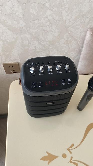 Edifier daşınan karaoke və Bluetooth akustik sistemi + simsiz mikrofon