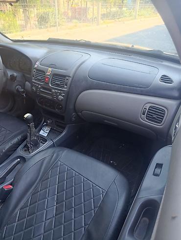 e6 3: Nissan Almera: 2000 г., 1.5 л, Механика, Бензин, Хэтчбэк — 9