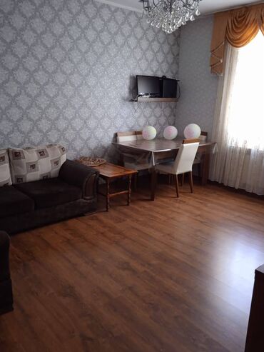 Həyət evləri və villaların satışı: 4 otaqlı, 150 kv. m, Orta təmir — 2