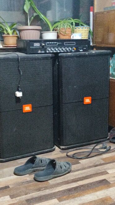 акустические системы kronos колонка череп: Пара акустических колонок JBL черного цвета. Колонки имеют