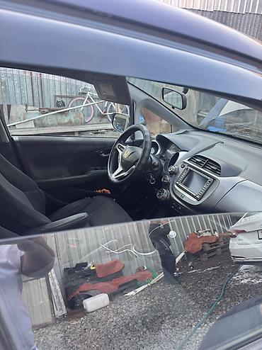 Haima: Honda Fit: 2009 г., 1.5 л, Кол менен иштөөчү, Бензин, Хетчбек lalafo.kg да — 2 Haima: Honda Fit: 2009 г., 1.5 л, Кол менен иштөөчү, Бензин, Хетчбек — 2