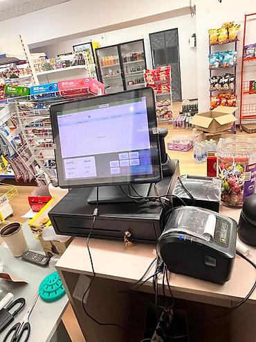 Другое торговое оборудование: Продаётся торговое оборудование для магазина продуктов/напитков: - — 3