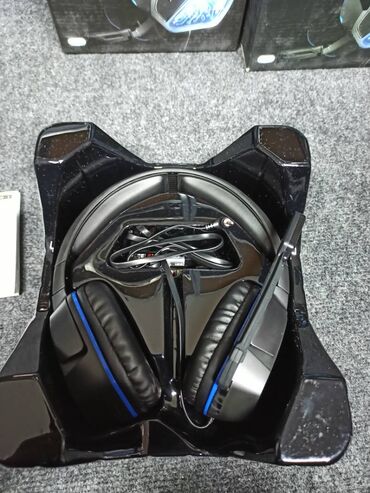 Slušalice: Slusalice afterglow lvl 5+ nove u kutiji sa regulacijom jacine zvuka i — 2