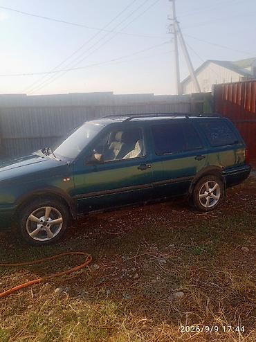 кольф 3: Volkswagen Golf: 1994 г., Механика, Универсал — 4