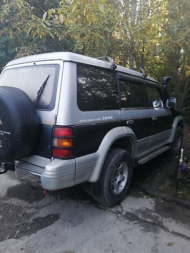 радиатор паджеро 2: Mitsubishi Pajero: 1993 г., 2.8 л, Автомат, Дизель, Внедорожник — 1