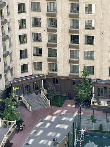 Продажа квартир: 1 комната, 45 м², Асанбай мкр Элитка, 8 этаж, Евроремонт at lalafo.kg — 11 Продажа квартир: 1 комната, 45 м², Асанбай мкр Элитка, 8 этаж, Евроремонт — 11