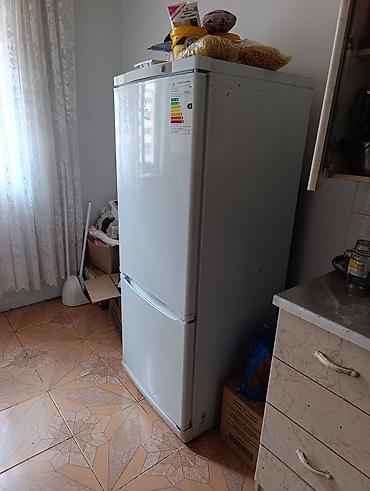 Soyuducular: İşlənmiş 2 qapılı Indesit Soyuducu Satılır, rəng - Ağ — 3