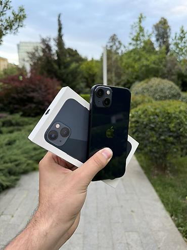 Apple iPhone: IPhone 13, Qara, Face ID — 12
