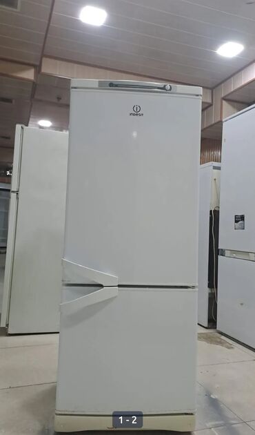 Soyuducular: 2 qapılı Indesit Soyuducu Satılır lalafo.az -da Soyuducular: 2 qapılı Indesit Soyuducu Satılır