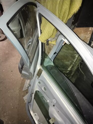Auto delovi: U Nišu prodajem DELOVE za Fiat Punto 1.9 dizel.Boš pumpu,Stop — 4