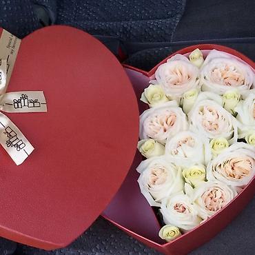 Подарки и сувениры: Подарочные композиции из шоколадок, цветов,мягких игрушек . ко — 20