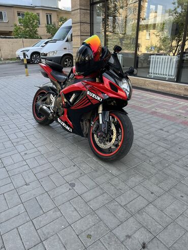 матасыкл: Спортбайк Suzuki, 600 куб. см, Бензин, Жаңы