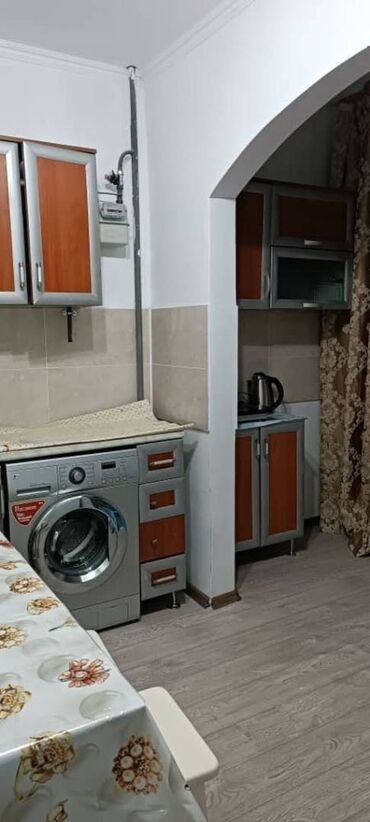 Продажа квартир: 1 комната, 42 м², 106 серия улучшенная, 2 этаж, Евроремонт