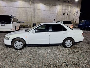 Honda: Honda Accord: 2000 г., 1.8 л, Автомат, Бензин, Седан
