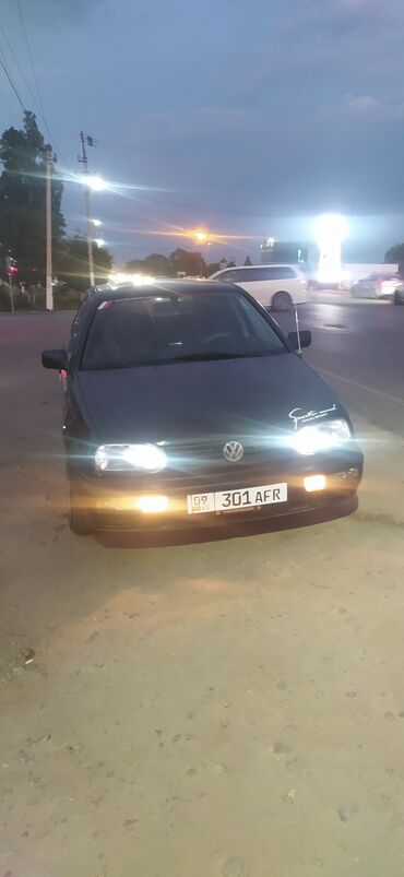 авто обмен на дом: Volkswagen Golf: 1992 г., 1.8 л, Механика, Бензин, Хетчбек