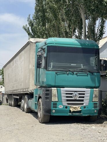 пирсеп трактор: Тягач, Renault, 2003 г., Тентованный