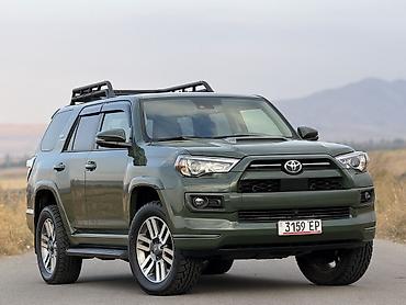 Toyota 4Runner: 2022 г., 4 л, Автомат, Бензин, Внедорожник