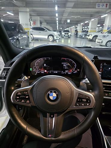 2022: BMW 3 series: 2022 г., Седан — 3