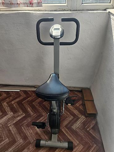 Тренажеры: Велотренажёр HouseFit - Компактная вертикальная модель — удобно — 1