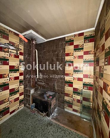 Продажа коттеджей и домов: 🏠Продаётся дом в с. Сокулук 🟡Комнаты: 3 🟡Участок: 5 соток — 10