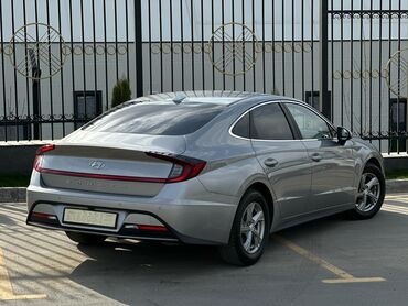 Hyundai: Hyundai Sonata: 2019 г., 2 л, Автомат, Газ, Седан — 9
