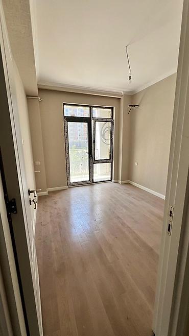 Mənzillər: Yeni Yasamal, 2 otaqlı, Yeni tikili, m. İnşaatçılar, 48 kv. m — 3