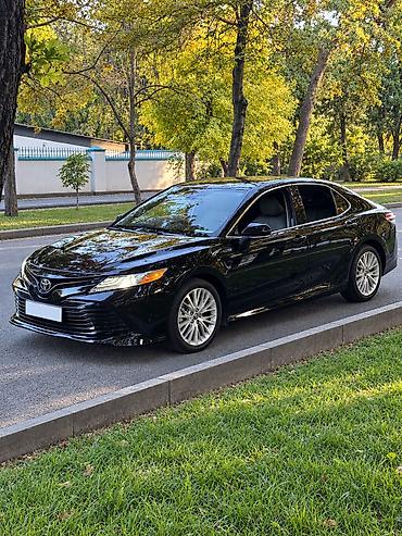 70 200: Toyota Camry: 2019 г., 2.5 л, Автомат, Бензин, Седан — 2