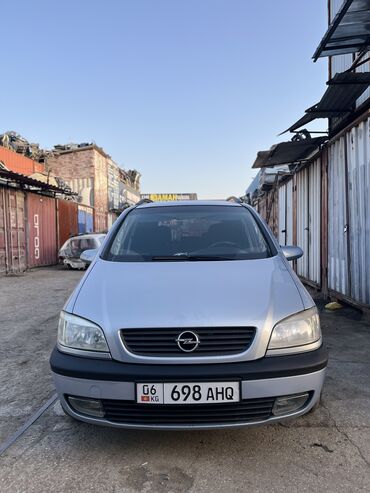 Opel: Opel Zafira: 2001 г., 1.6 л, Механика, Бензин, Минивэн