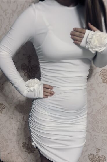 белья: Вечернее платье, Средняя модель, С рукавами, S (EU 36), XL (EU 42)
