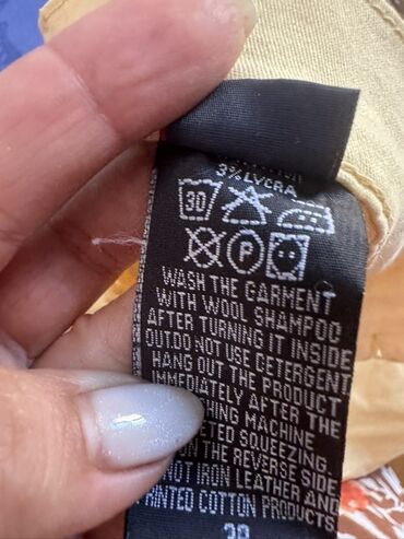 Dəstlər, kostyumlar: Qadın geyim dəsti -geyimlerin her biri 5 manatdl cox yaxsl — 48