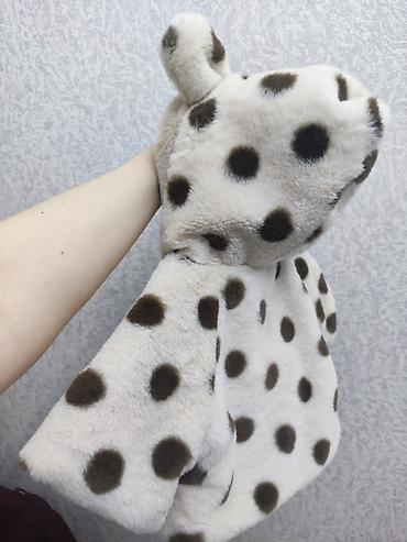 Koftalar, sviterlər: Her biri 4 azn — 6