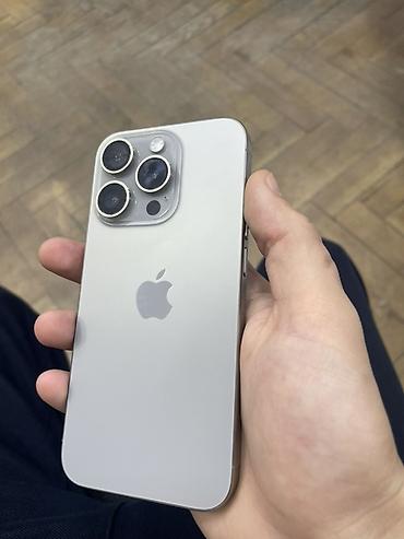 aux iphone: IPhone 15 Pro, 256 GB, Natural Titanium — 1