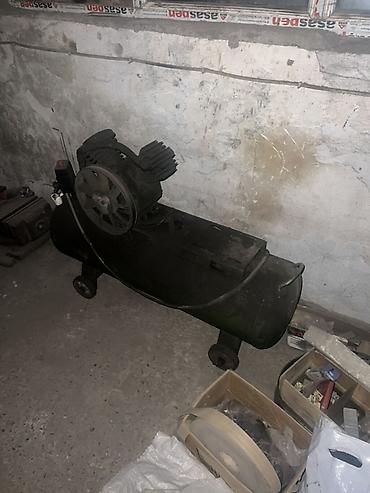 Alətlər: Sənaye tipli hava kompressoru - Üfüqi silindrik qəbuledicili — 2
