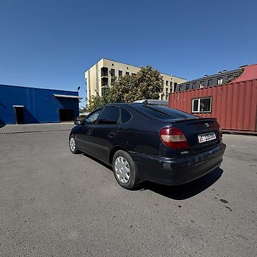 windom 2001: Toyota Avensis: 2001 г., 1.8 л, Механика, Бензин, Хэтчбэк — 8