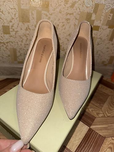 Вечерние платья: Женская одежда и платья — разные модели и размеры. - Тренч -Размер — 14