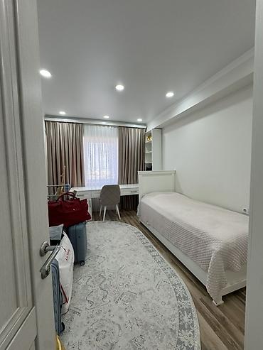 Продажа квартир: 3 комнаты, 87 м², 5 этаж — 12
