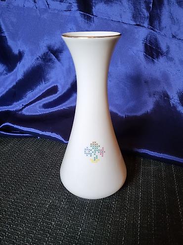 Ostali antikviteti: Vaza KPM porcelan iz 60,70ih.godina. Nemacka vaza bez ostecenja,par — 6