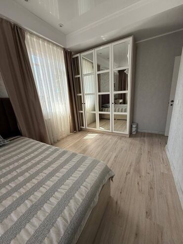 Продажа квартир: 3 комнаты, 85 м², 4 этаж — 7