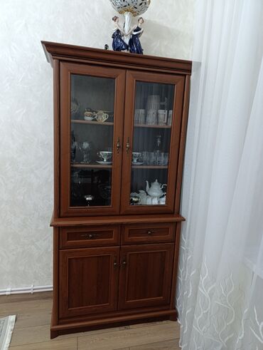 вешалки для одежды напольные оригинальные: Стеклянная витрина-шкаф, Новый