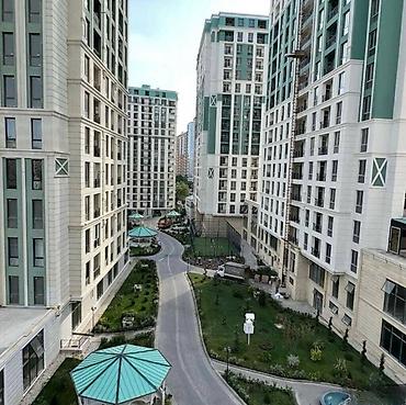 Zümrüd Residence-də 3 otaqlı mənzil kirayə • Yer: Nərimanov və