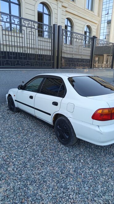 бишкек хонда свик: Honda Civic: 1999 г., 1.5 л, Автомат, Бензин, Седан