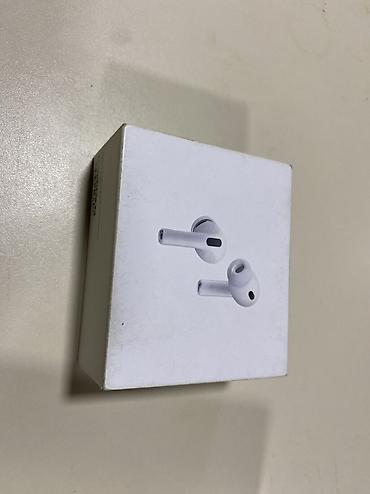 Audio: Airpods pro 3 Yenidir açılmayıb Orginal Product of Vietnam olan — 3
